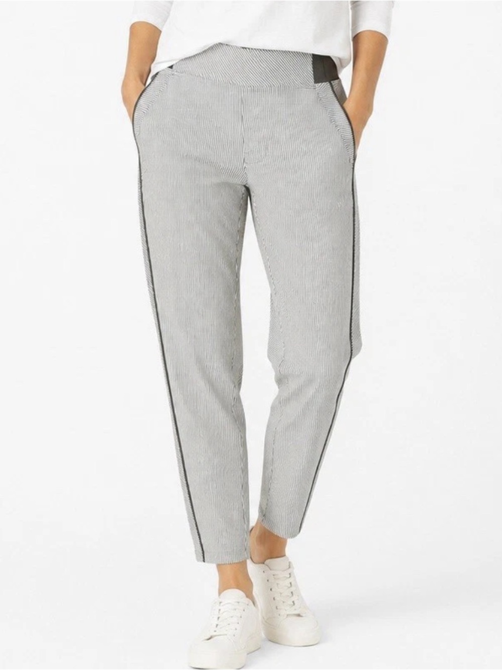 ATHLETA Brooklyn Textured Ankle Pant
Size 4 City Stripe